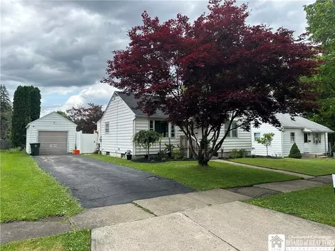 30 Elliott Ave, Jamestown, NY 14701