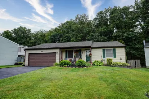 1596 Waterford Rd, Walworth, NY 14568