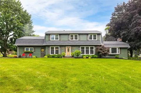 6 Buckwheat Dr, Perinton, NY 14450