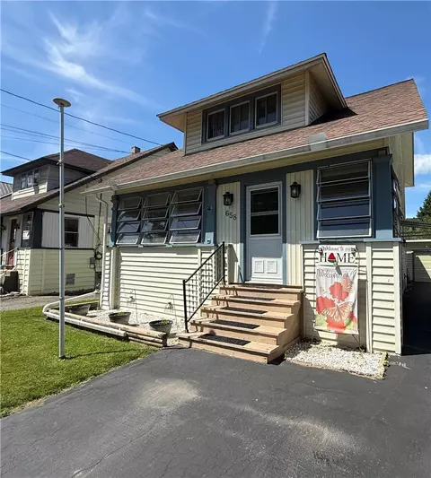 658 Cedar St, Southport, NY 14904