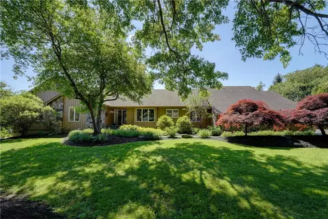 1893 Cordon Bleu Dr, Ionia, NY 14475