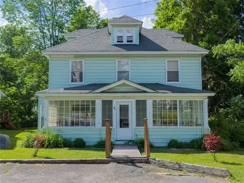 61 County Highway 38, Middletown, NY 12406