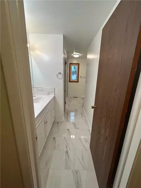 Bath - 124 Granada Cir, Irondequoit, NY 14609 photo 6 of 6