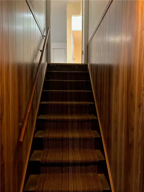 Entry Way - 124 Granada Cir, Irondequoit, NY 14609 photo 5 of 5
