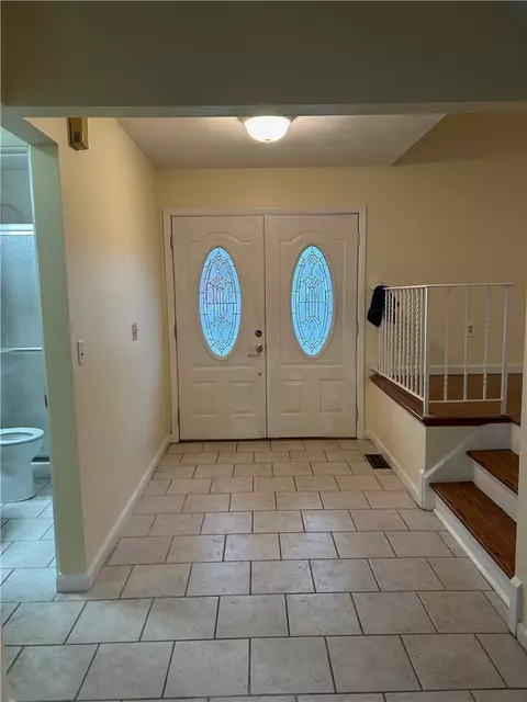 Entry Way - 124 Granada Cir, Irondequoit, NY 14609 photo 1 of 5