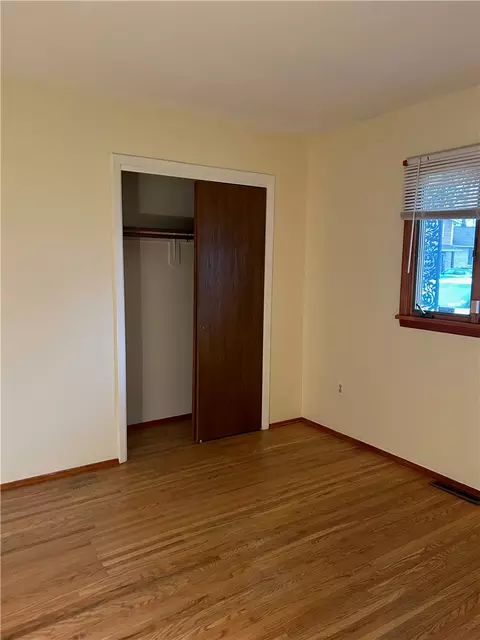Bedroom - 124 Granada Cir, Irondequoit, NY 14609 photo 1 of 7