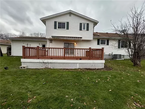 Exterior - 124 Granada Cir, Irondequoit, NY 14609 photo 8 of 8