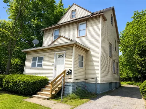 15 Home Pl, Rochester, NY 14611