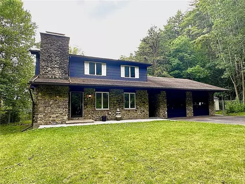 2909 Markle Hollow Rd, Corning, NY 14814