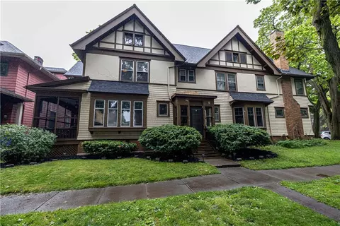 42 Thayer St, Rochester, NY 14607