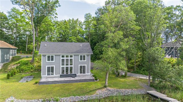 673 Seneca Rd, Irondequoit, NY 14622