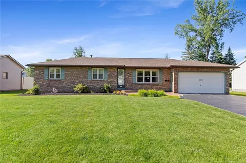159 Applegrove Dr, Greece, NY 14612