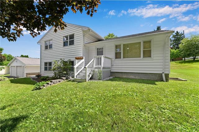 12 Orchard Ln, Milo, NY 14527