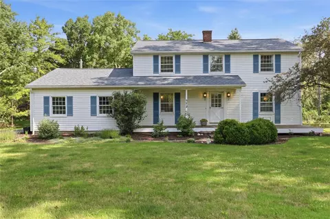 572 Honeoye Falls Five Pts Rd, Honeoye Falls, NY 14472