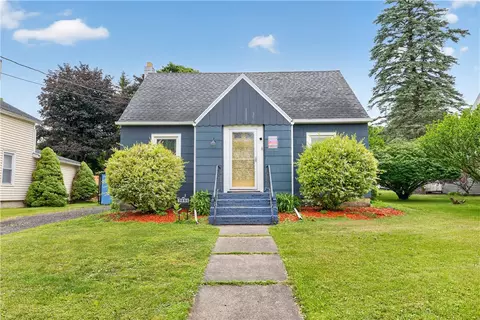 3695 S Main St, Marion, NY 14505