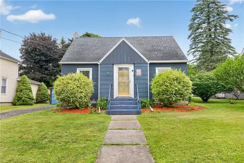3695 S Main St, Marion, NY 14505