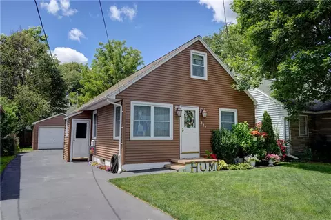 227 Hillcrest St, Rochester, NY 14609