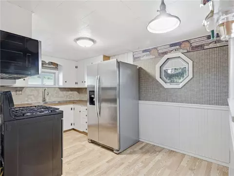 Kitchen - 1024 Davis Rd, Corning, NY 14830 photo 1 of 2
