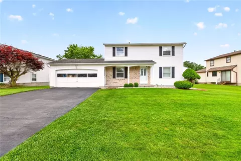 70 Landstone Ter, Gates, NY 14606
