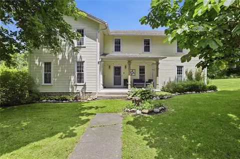 8978 State Route 5 And 20, Bloomfield, NY 14469