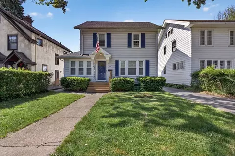 221 Westchester Ave, Irondequoit, NY 14609