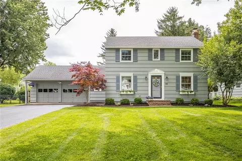 66 Hunters Ln, Rochester, NY 14618