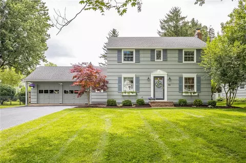 66 Hunters Ln, Rochester, NY 14618