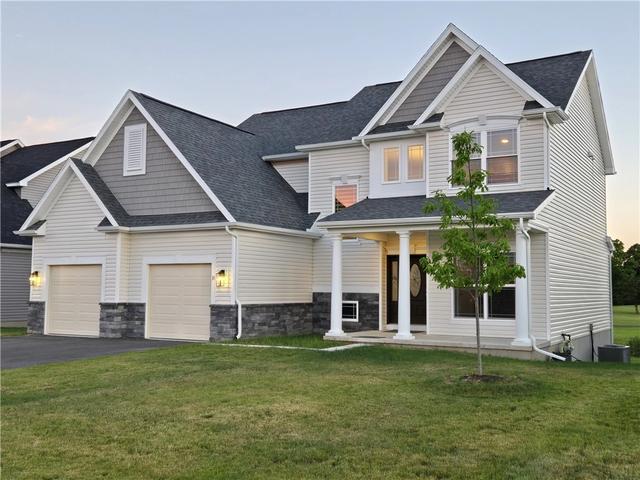 31 Kingsbarn Rd, West Henrietta, NY 14586