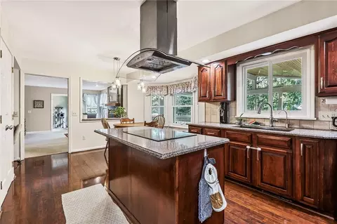 4 Park View Dr, Pittsford, NY 14534 photo 10