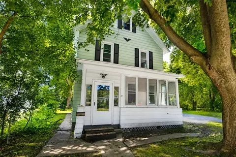 21 Worthington Ave, Geneva, NY 14456