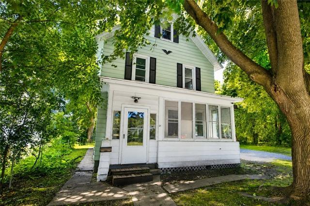 21 Worthington Ave, Geneva, NY 14456