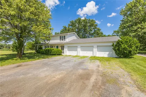 2891 State Route 444, Bloomfield, NY 14469