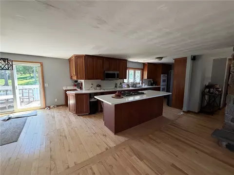 Kitchen - 10 Pine Tree Cir, Rush, NY 14543 photo 2 of 3