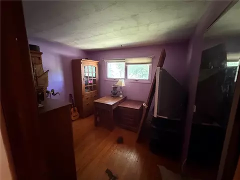 Bedroom - 10 Pine Tree Cir, Rush, NY 14543 photo 4 of 9