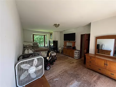 Bedroom - 10 Pine Tree Cir, Rush, NY 14543 photo 3 of 9