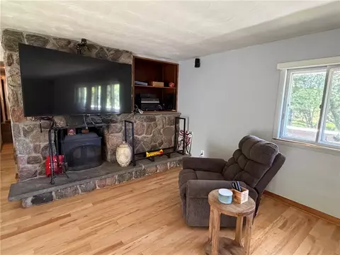 Living - 10 Pine Tree Cir, Rush, NY 14543 photo 2 of 2