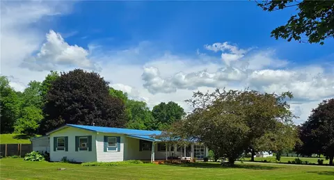 7441 County Route 14, Bath, NY 14810