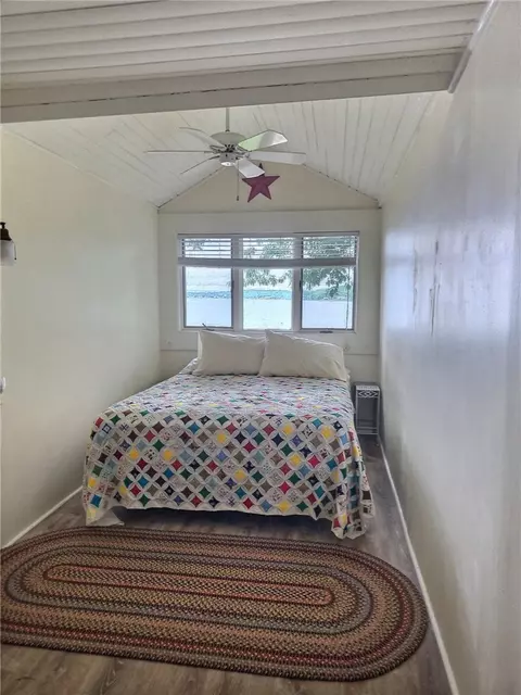 Bedroom - 809 Farleys Point Rd, Springport, NY 13160 photo 1 of 3