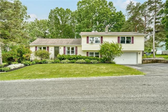 2466 Skelly Rd, Caledonia, NY 14423