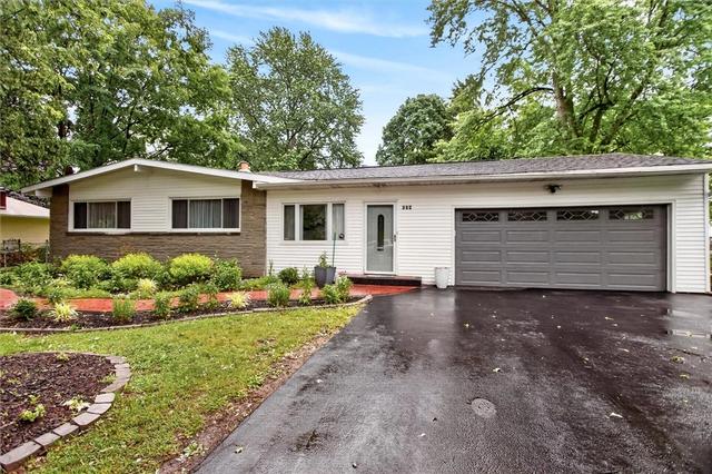 624 Pinnacle Rd, Pittsford, NY 14534
