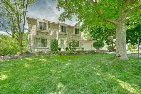 28 Black Mallard Cir, Perinton, NY 14450