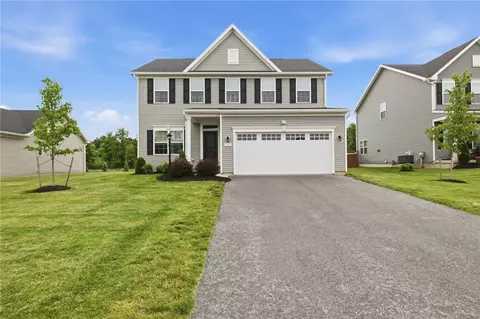 1737 Ackerman Way, Farmington, NY 14425