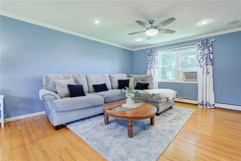 316 Webster Rd, Webster, NY 14580 photo 17