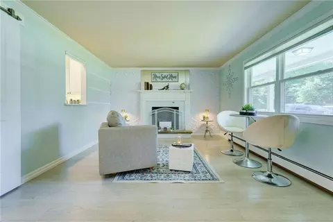 316 Webster Rd, Webster, NY 14580 photo 4
