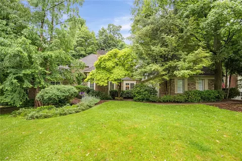 14 Barrington Hls, Pittsford, NY 14534