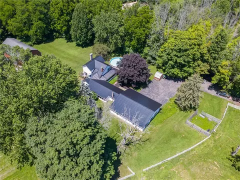 3387 Cambier Rd, Marion, NY 14505