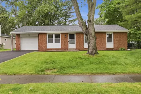 23 Cross Gates Rd, Gates, NY 14606