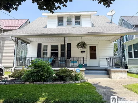 40 E Front St, Dunkirk, NY 14048 photo 1