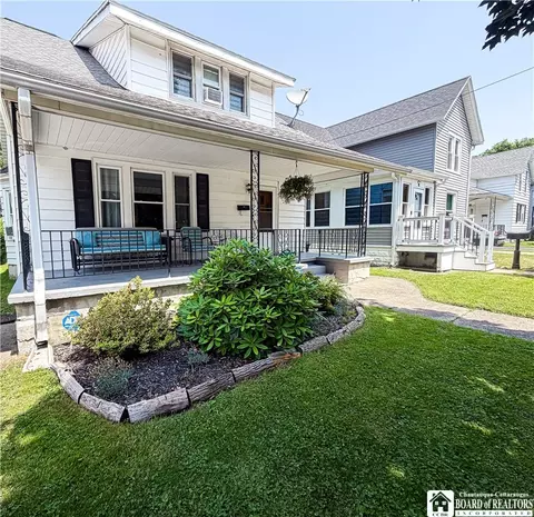 40 E Front St, Dunkirk, NY 14048 photo 2