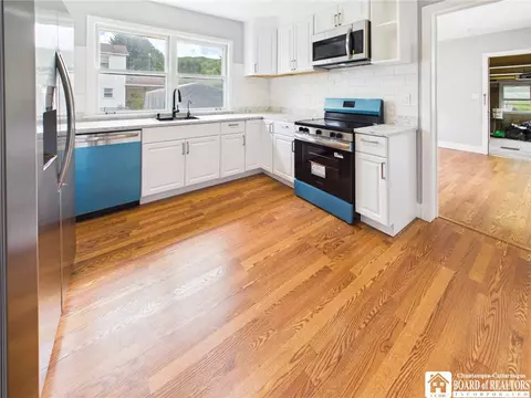 Kitchen - 42 Elm St, Eldred, PA 16731 photo 4 of 4